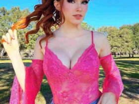 Amouranth - Wiki, Biography, Age, Height, Boyfriend, Photos & more